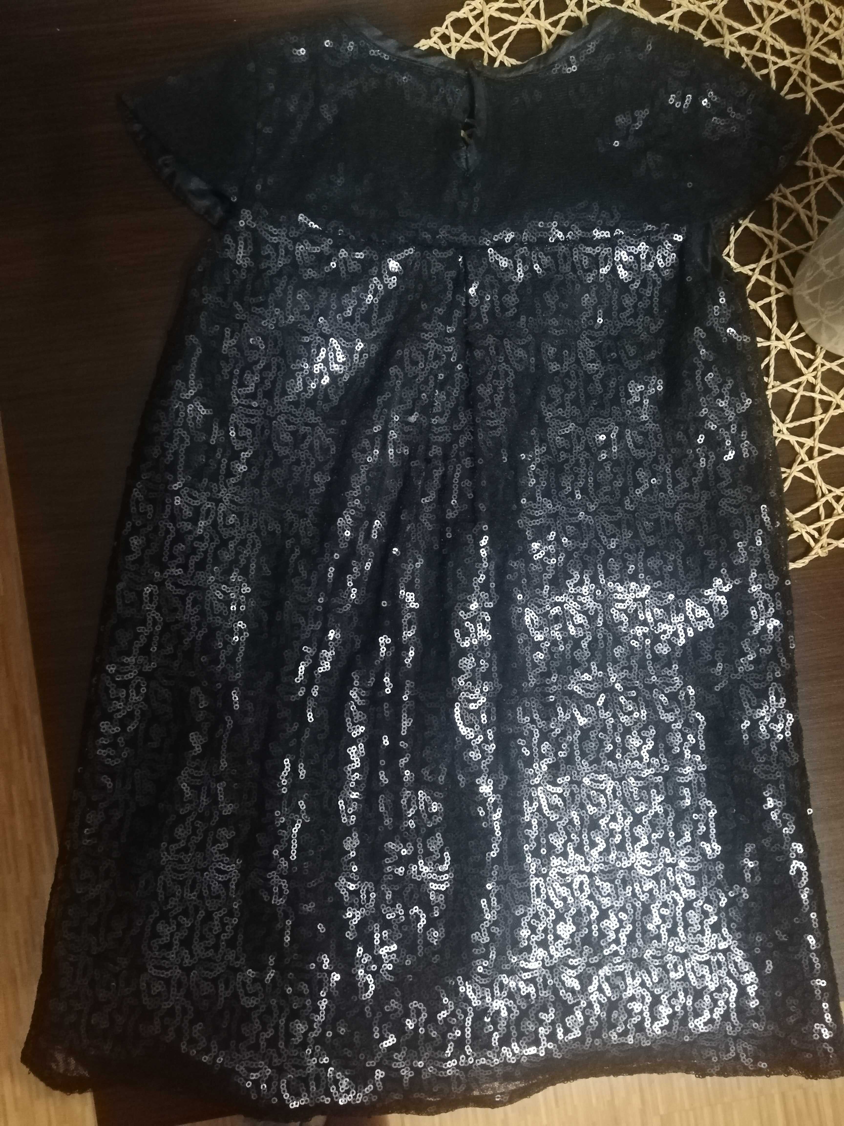 Cekinowa sukienka Reserved 116