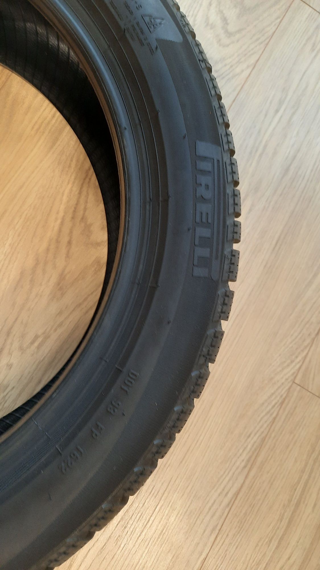 Pirelli SnowControl Serie III demo  195/55R17 92 H