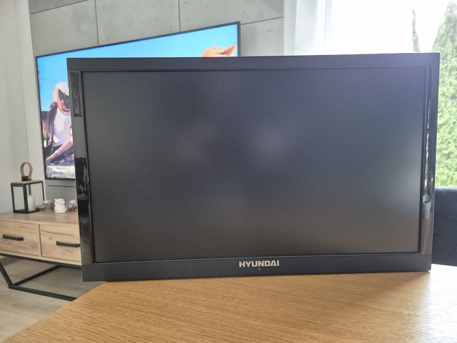 Telewizor 22 cale Hyundai dekoder | hdmi | usb | full HD | stan bd