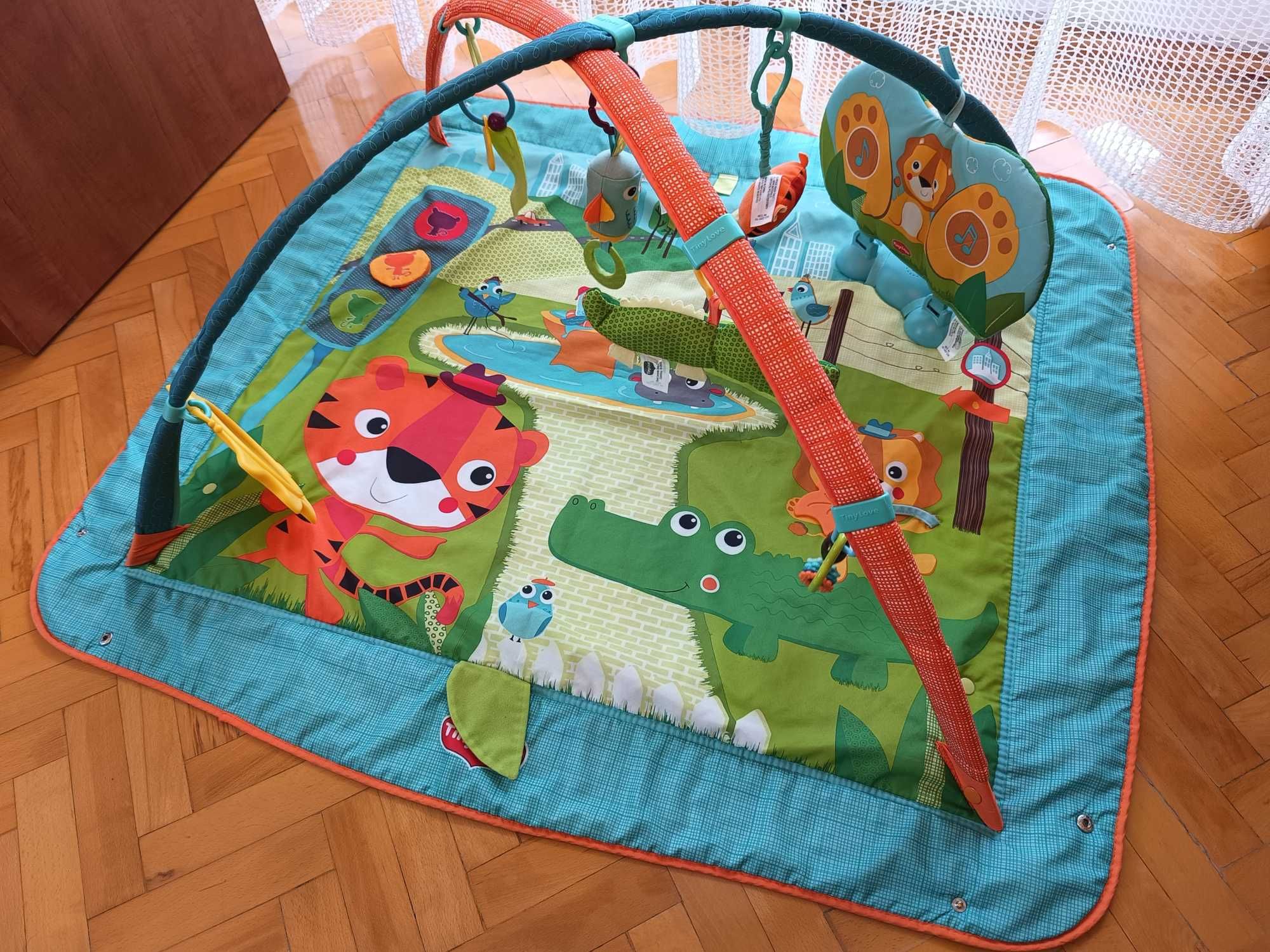 Mata Edukacyjna Interaktywna Kick & Play, Tiny Love; sensoryczna