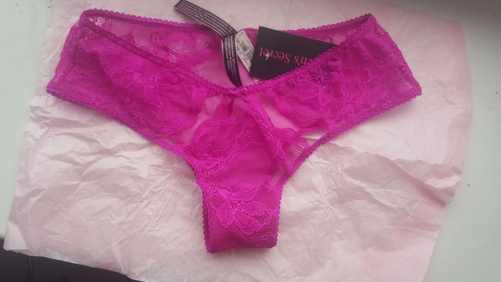 Victoria's secret трусики S фуксия