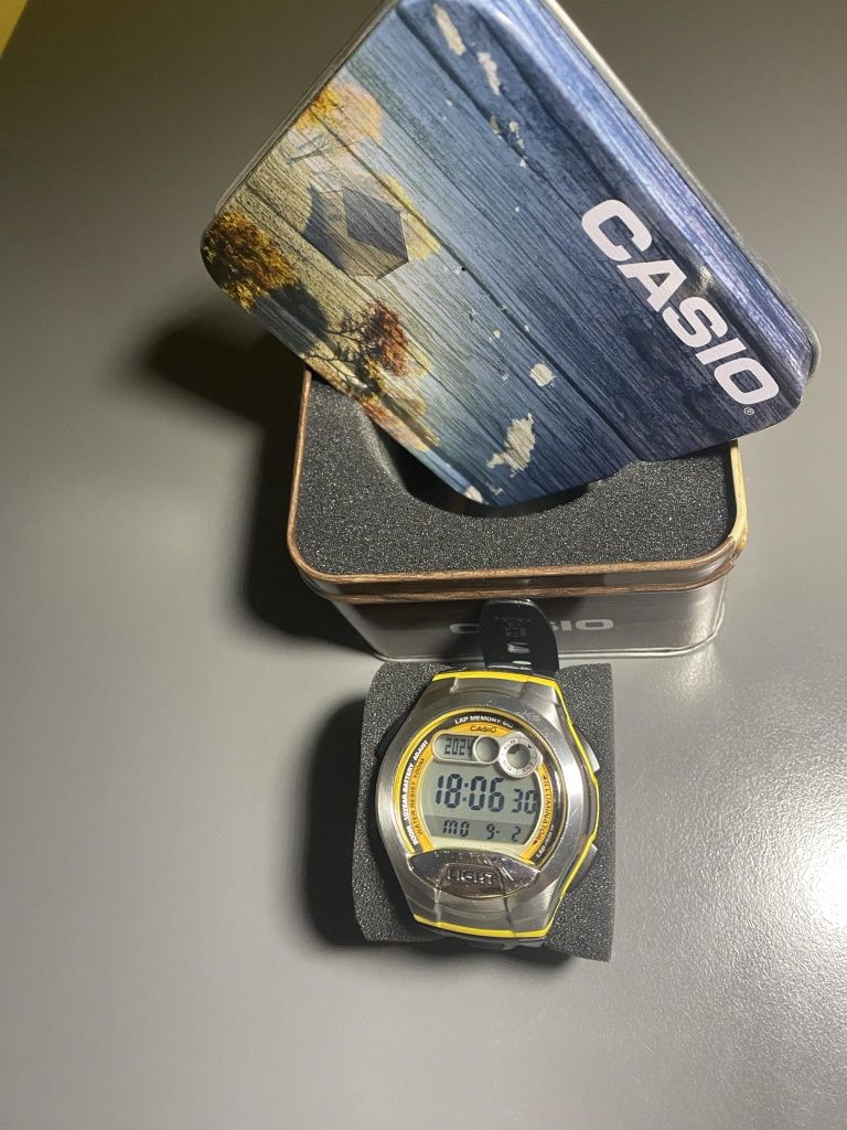 Zegarek Casio. .