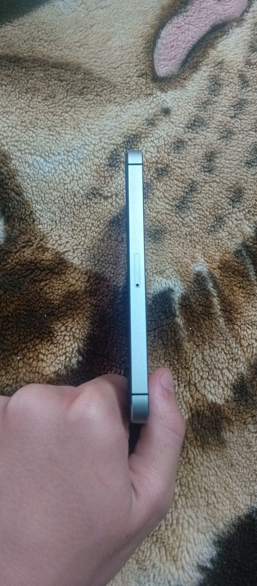 iPhone 5s продам
