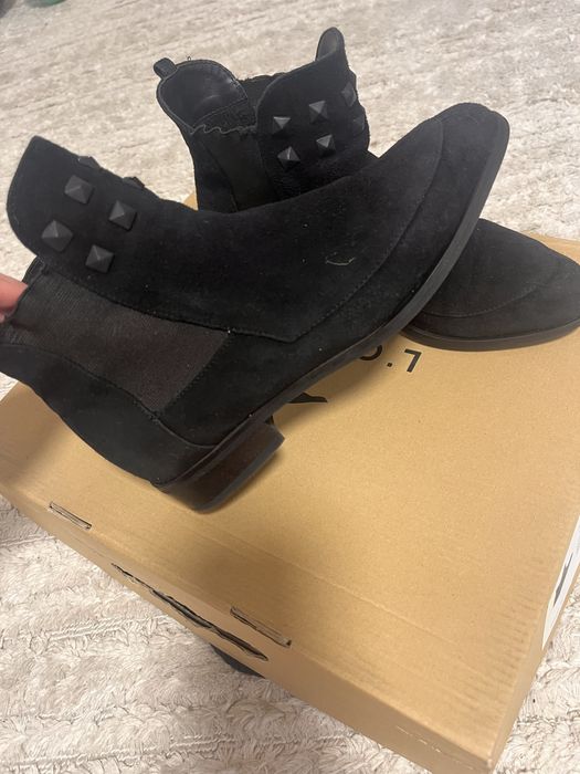 Жіноче взуття carvali