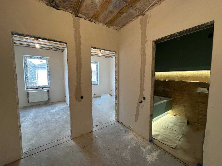 Продаж таунхаусу 103м2. 3 кімнати. Всі комунікації. с.Ворзель. ID:755