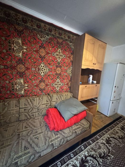 Кімната в сімейному гуртожинку здам