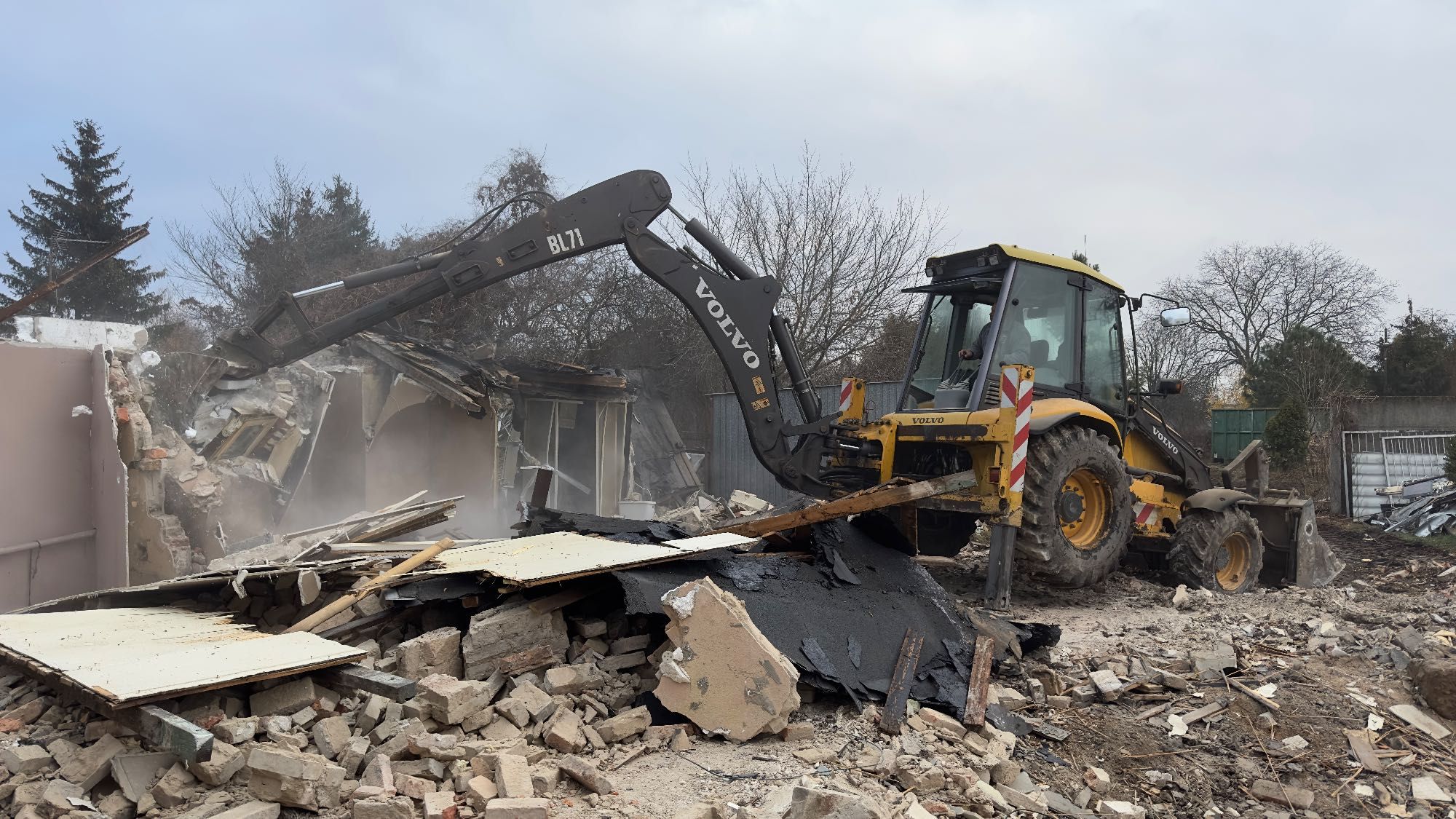 Kompleksowe Wyburzenia, Rozbiórki - Poznań i okolice