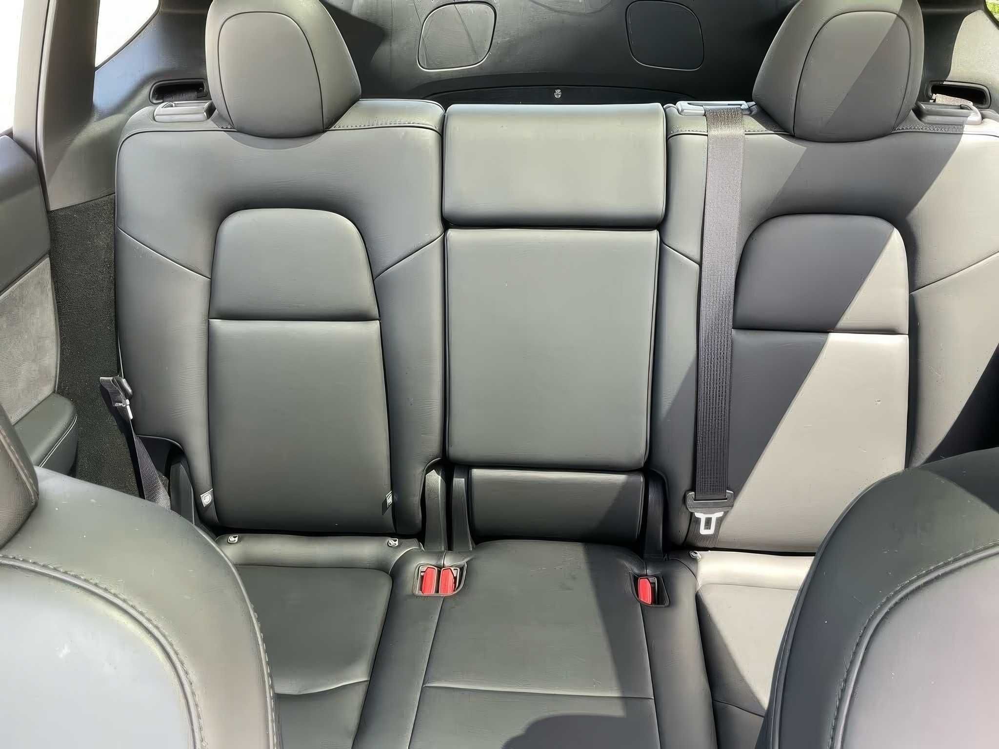 2025 Tesla Model Y Long Range