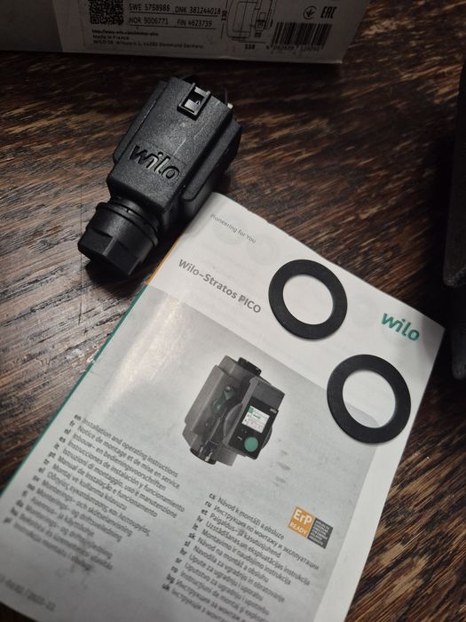 Nowa pompa wilo 15/0.5-8 130 stratos PICO (row)