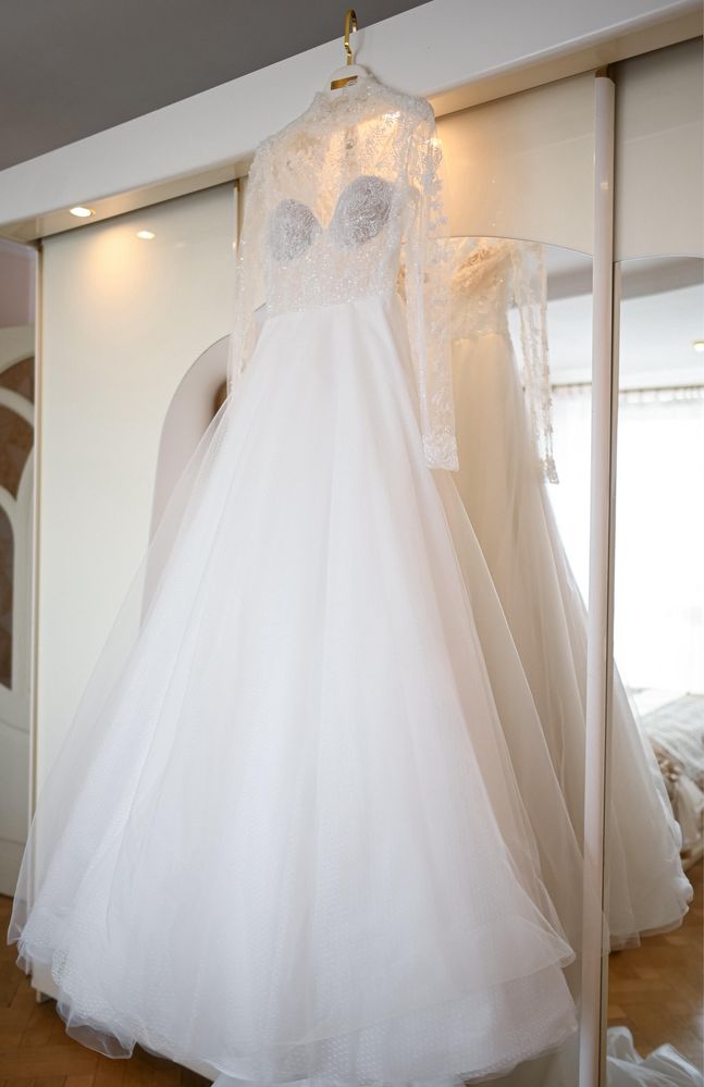 Весільне плаття crystal