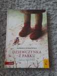 Dziewczynka z parku