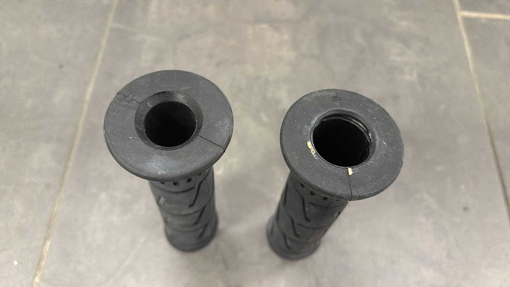 Manetki Guma Prawa Lewa Kawasaki Versys 650. 1000 [772]