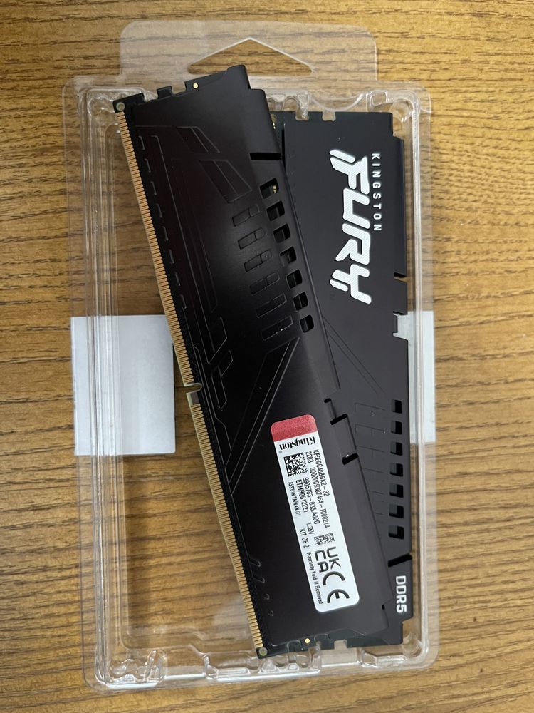 Продам Kingston Beast FURY 32gb (2x16gb) DDR5-6000 (KF560C40BBK2-32)