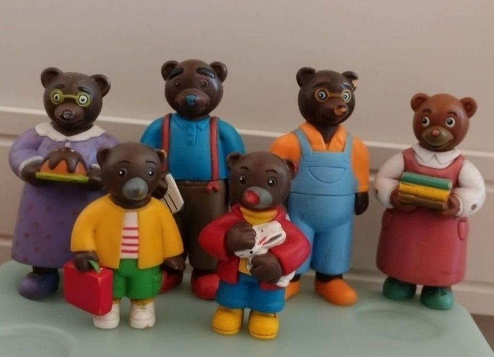 Figurki Daniele Bour z 2004 roku.