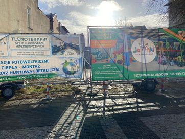 Miejsce reklamowe na przyczepach mobilnych  Plac Paderewskiego w Złoto