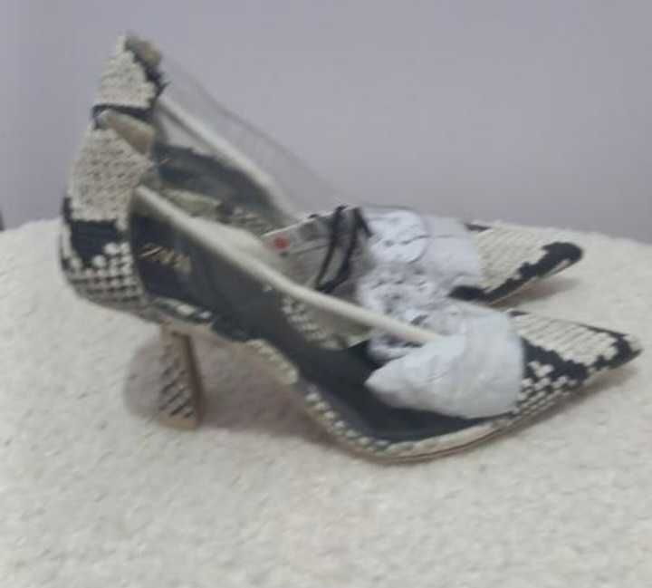 Туфлі бренда Zara