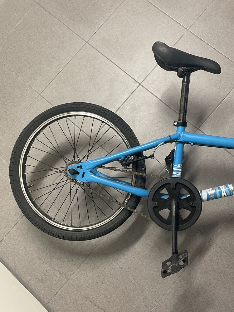 Bicicleta bmx BTWIN azul