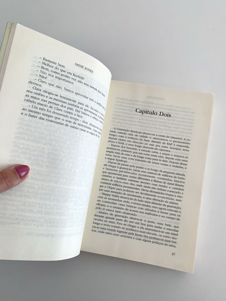 Livro Conflitos de Sadie Jones