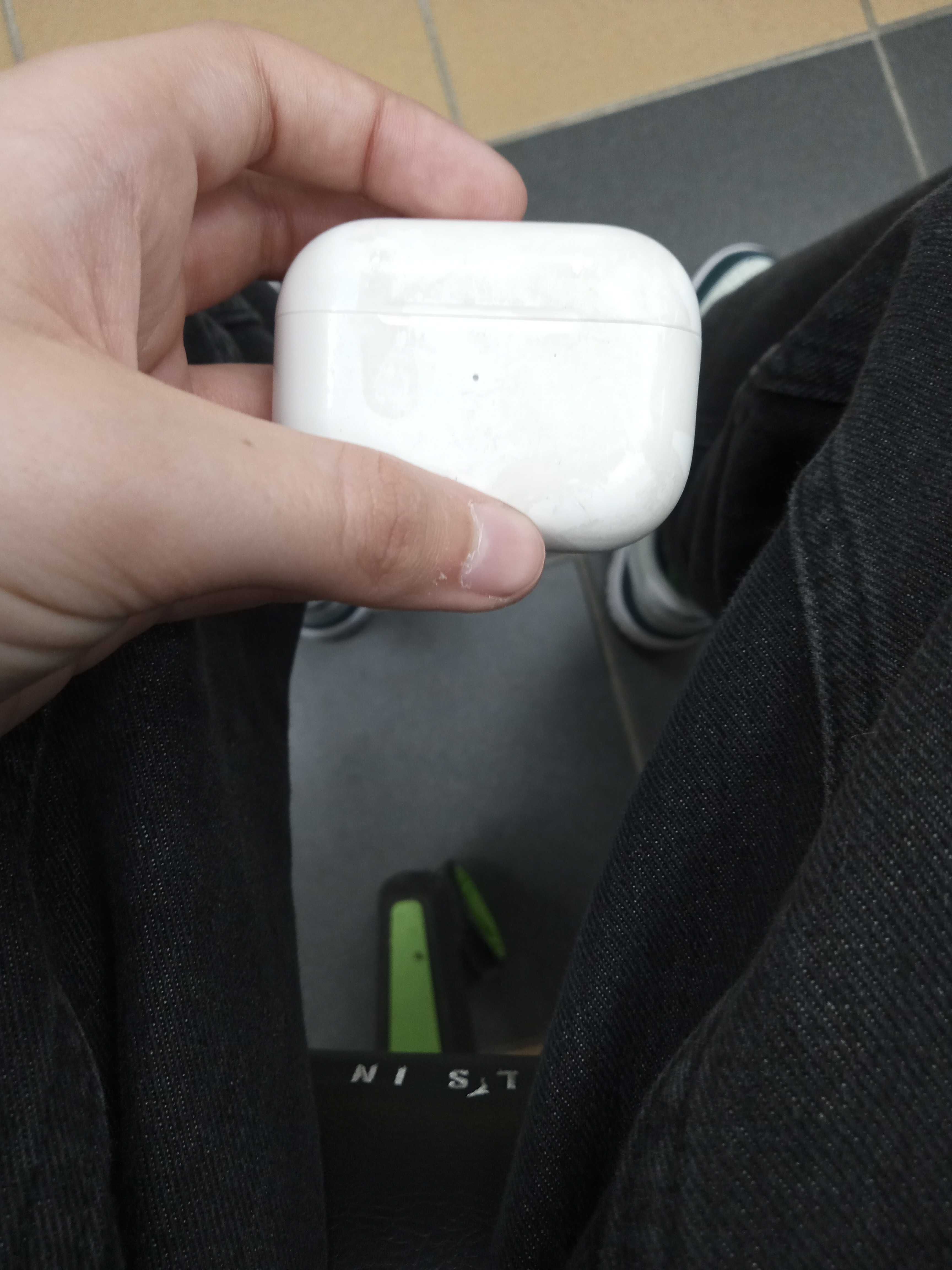 Sprzedam airpodsy 2 pro max