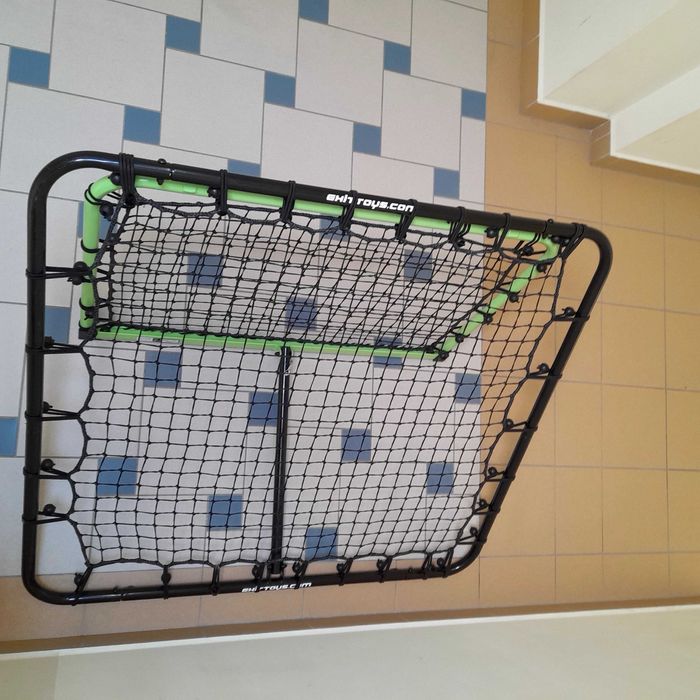 Rebounder / trenażer / siatki odbijające Exit Kickback Omni-Trainer