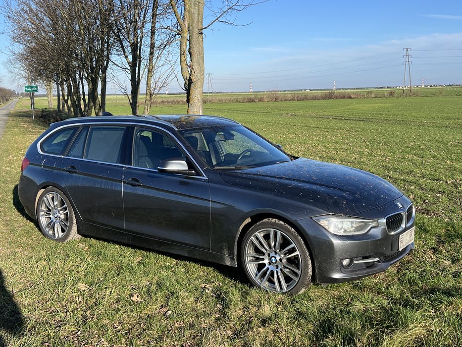 BMW 330d F31 Kombi N57D30A Xenon Navi Skóra Sport Pakiet Roletki 258KM