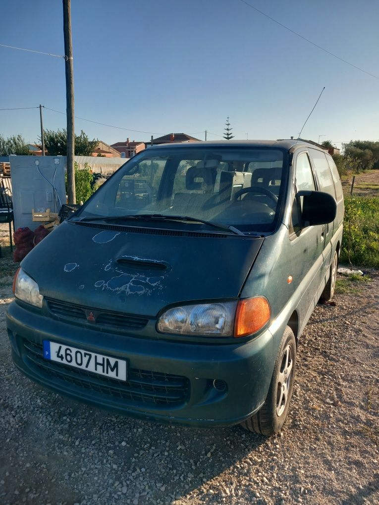 Vendo Mitsubishi space gear