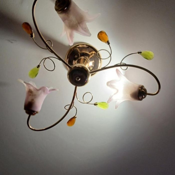 Люстра для дому .