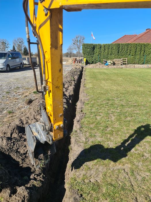 Usługi minikoparką Prace ziemne Kopanie