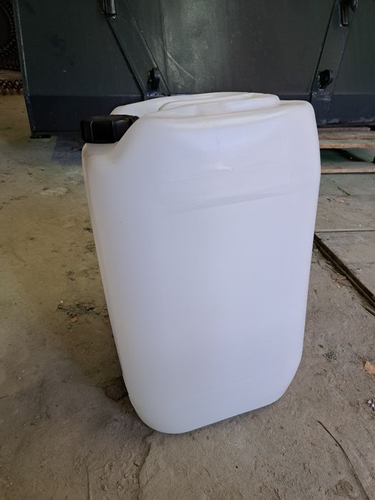 Bańka/ karnister na paliwo, itp.