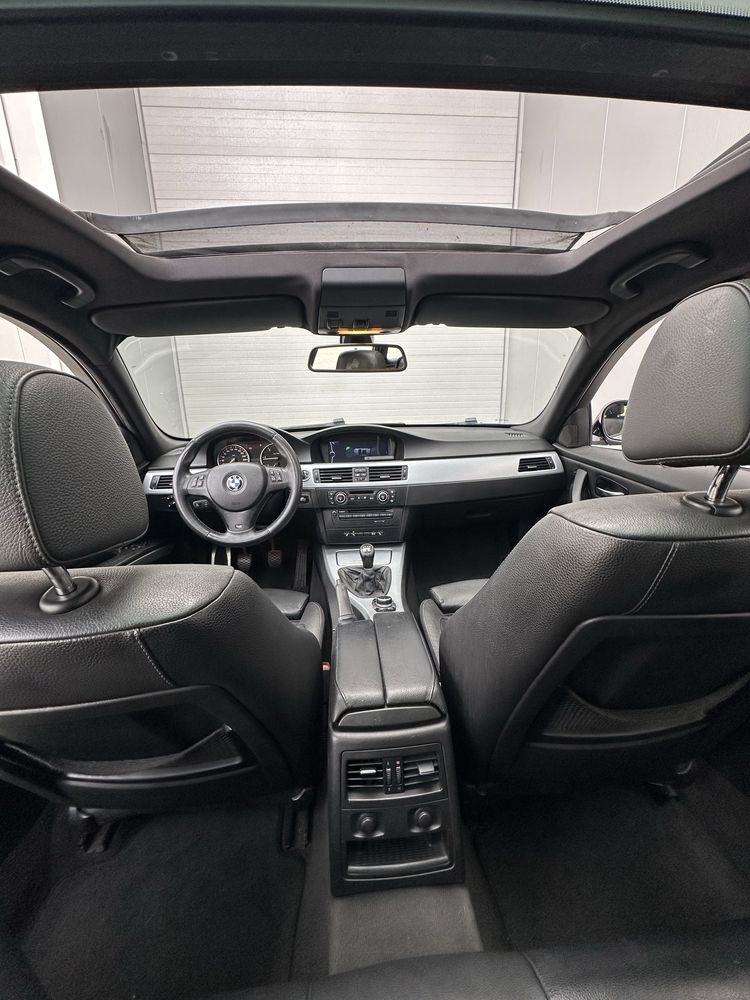 Bmw 320D full extras pack M ( Trato de credito)