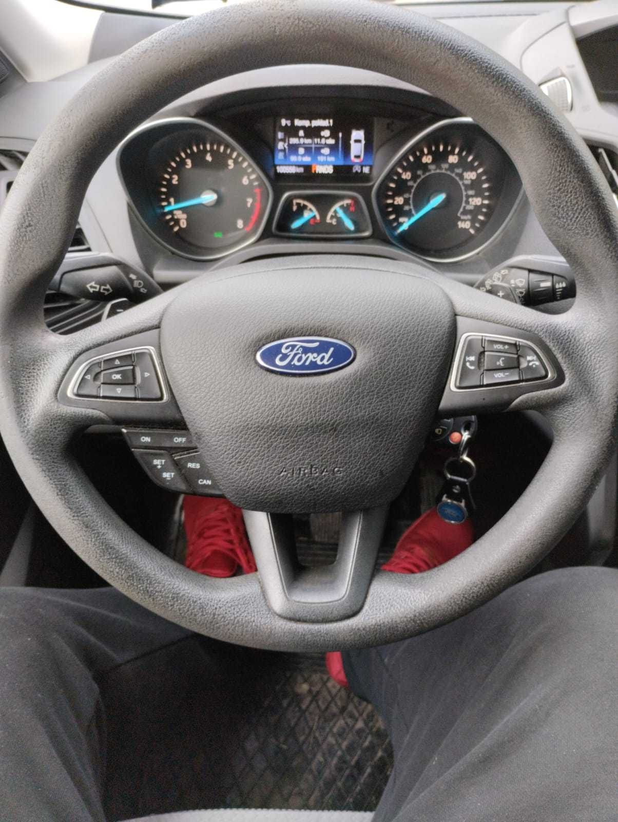 Ford Escape 2017 rok