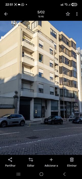 Aluga-se Lugar de garagem