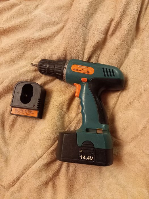 Шуроповерт Sturm