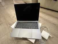 Apple MacBook Pro 13-inch 2019