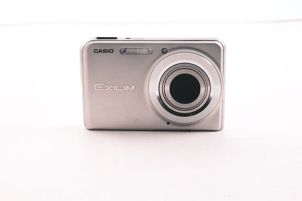 Aparat Casio Exilim ex s880