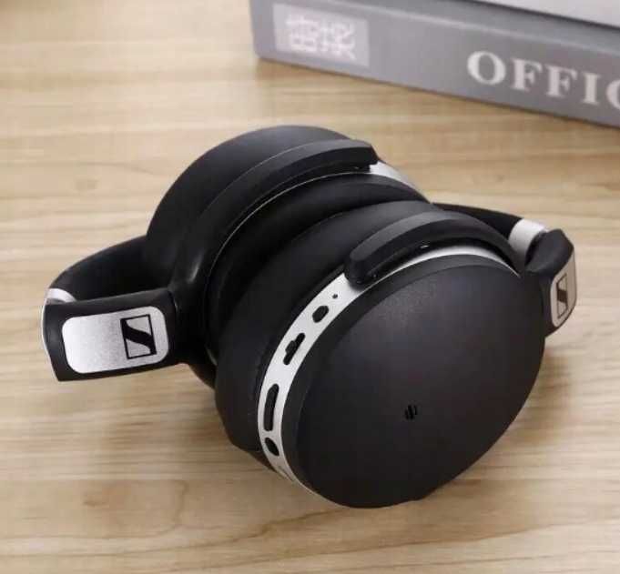 Bezprzewodowe pełnowymiarowe słuchawki Bluetooth HD4.50 BT ttst1160