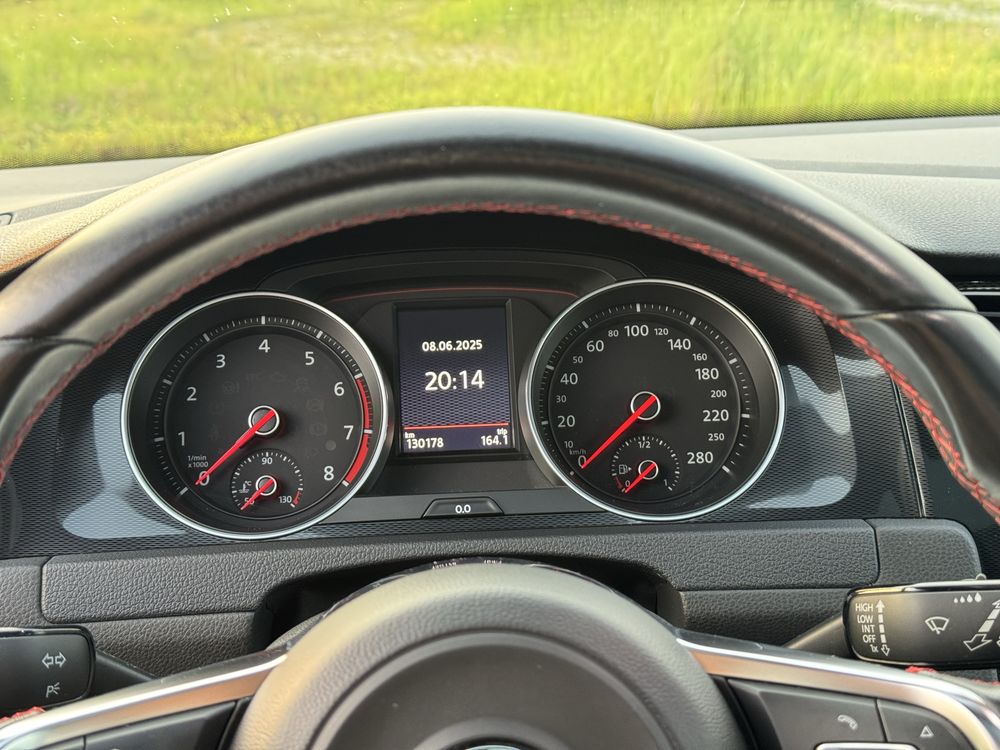 Volkswagen Golf VII GTI Performance
