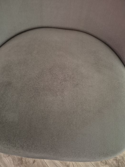 Krzesła 6 szt szare        .