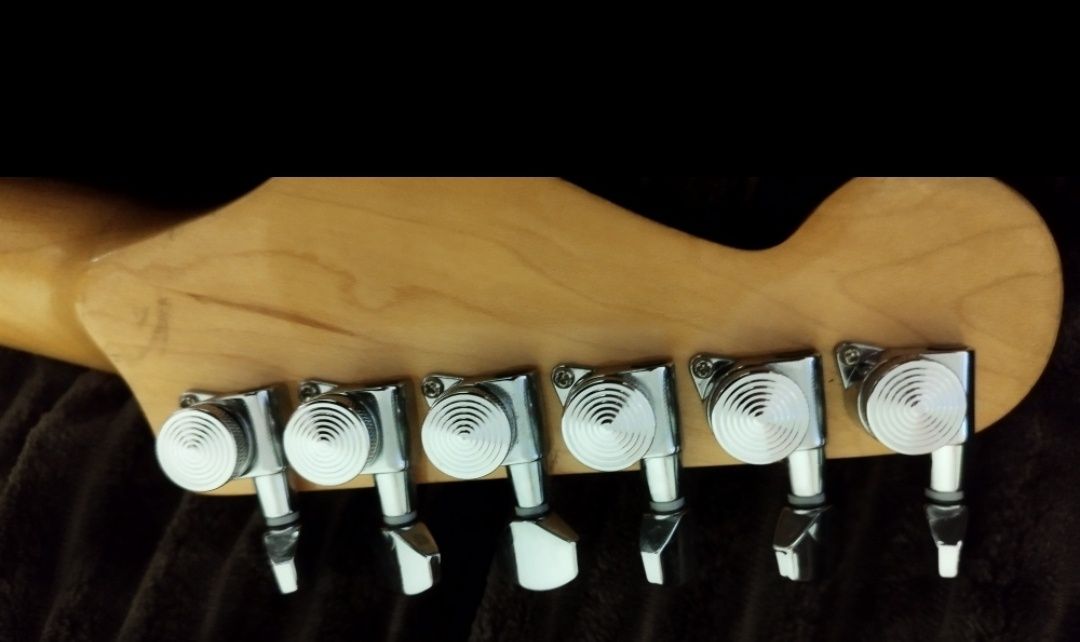 Gitara elektryczna Squier Stratocaster made in Korea