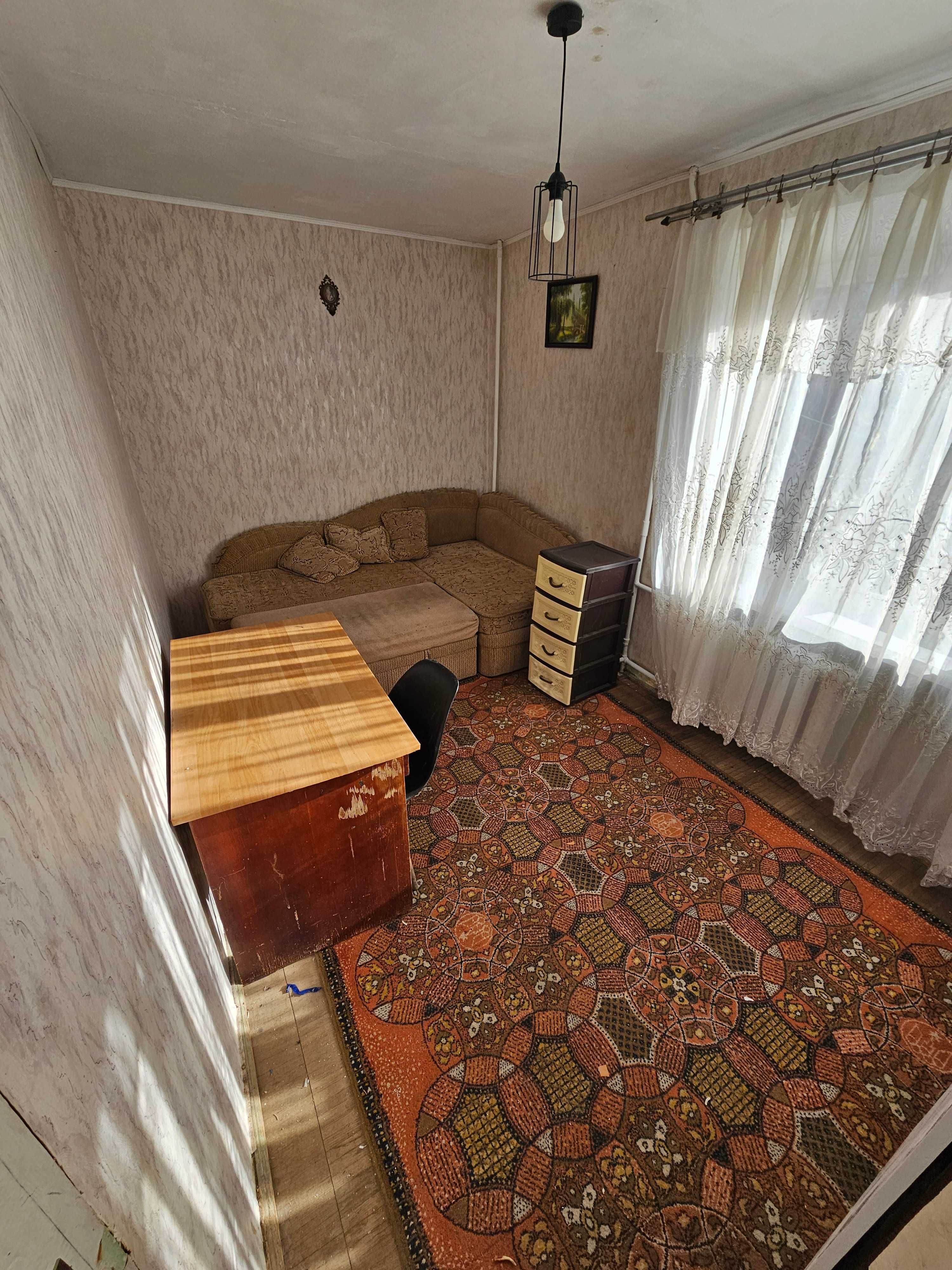 Оренда двох ізольованих кімнат по вул. Гашека 22 (біля Автовокзалу)