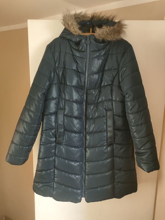 Pikowana Granatowa kurtka r. 46