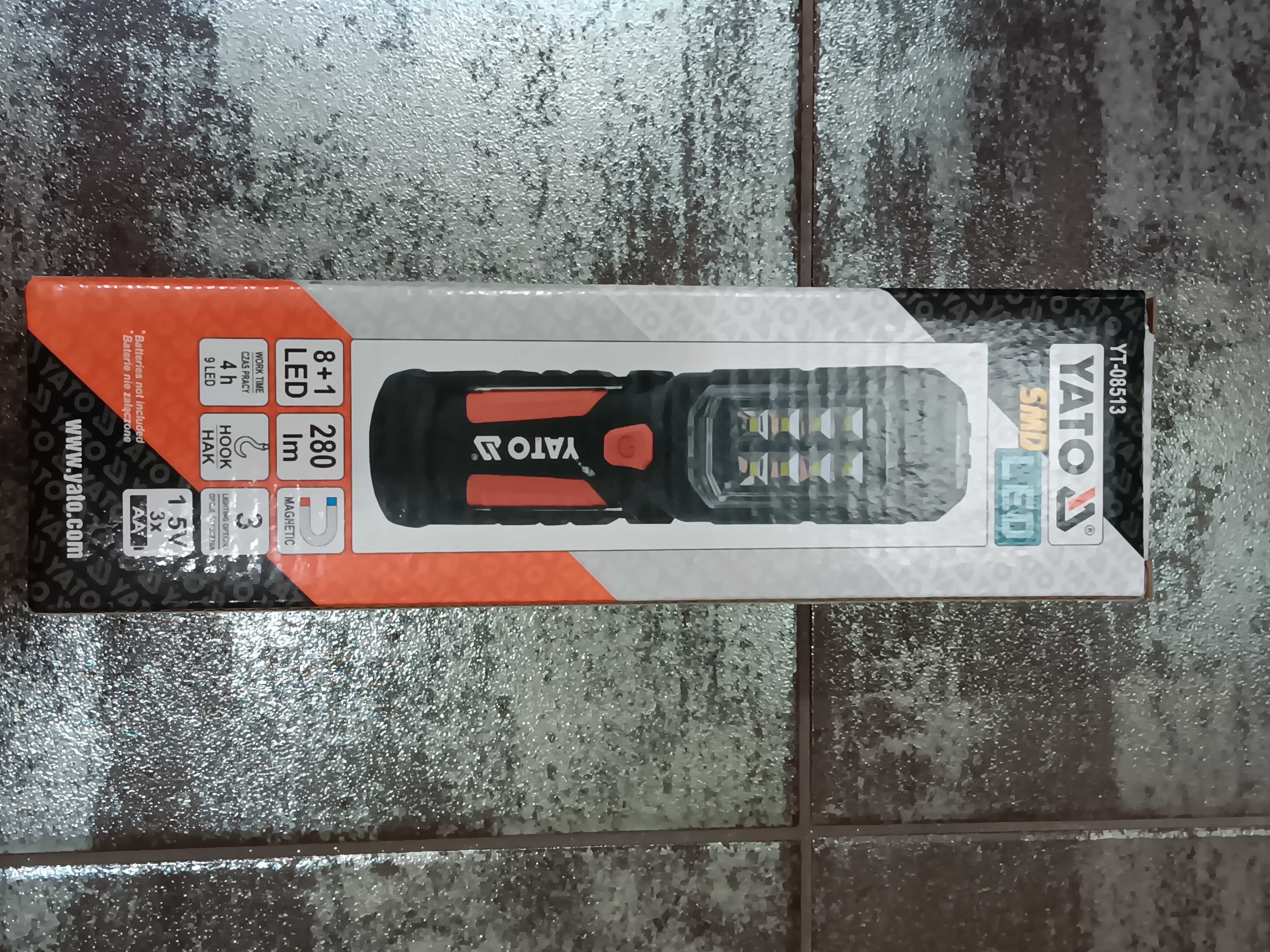Yato diodowa lampa, latarka warsztatowa wyposażona w 8+1 diod LED