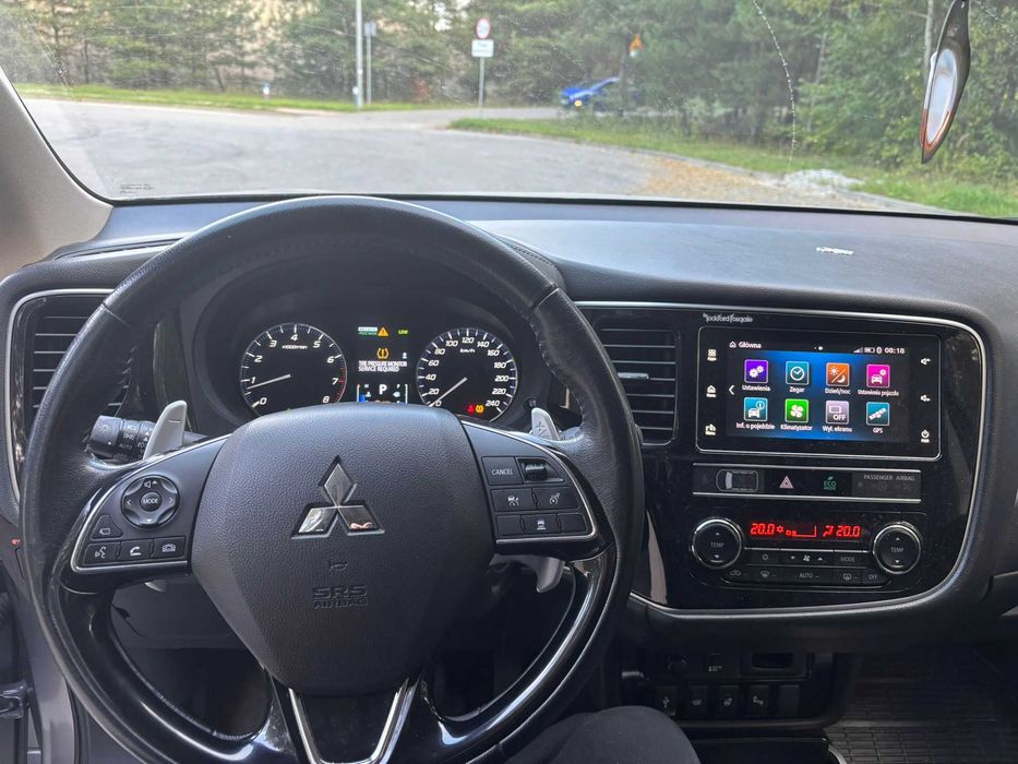 Mitsubishi Outlander 2,0 cvt 4wd