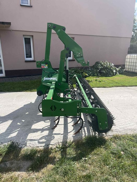 Agregat uprawowo- siewny lekki z hydropakiem 3m.