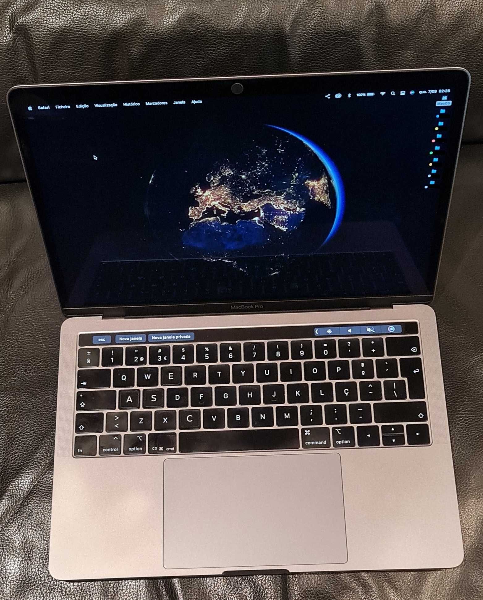 MacBook Pro / 13.3 polegadas / 2019 / quatro portas Thunderbolt 3