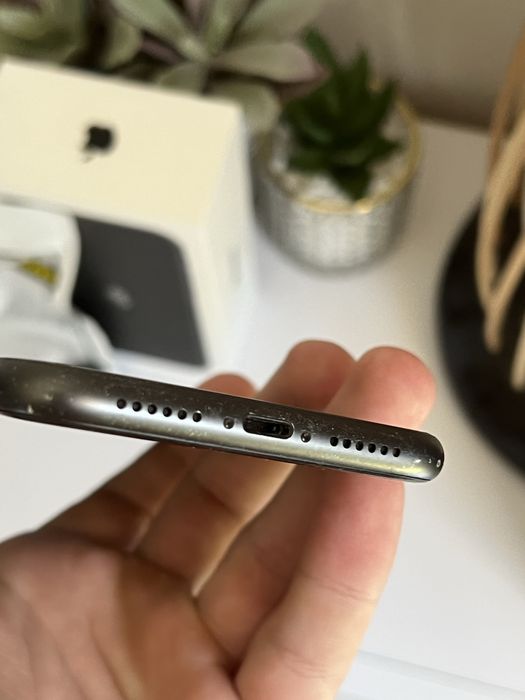 Iphone 11 64gb STAN IDEALNY (cena do dzisiaj)