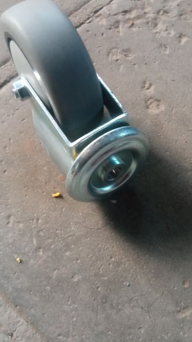 Аппаратное колесо поворотное с отверстием 3205-ST-100-R