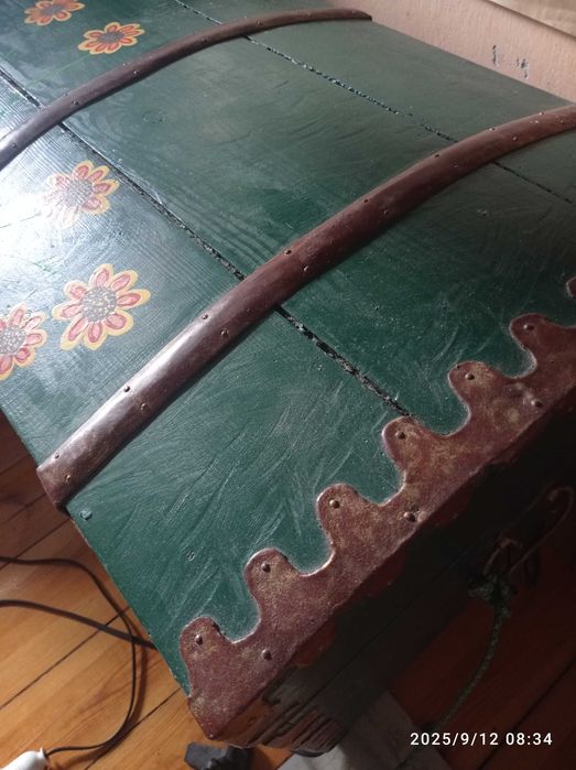 Skrzynia drewniana stara duża ładna