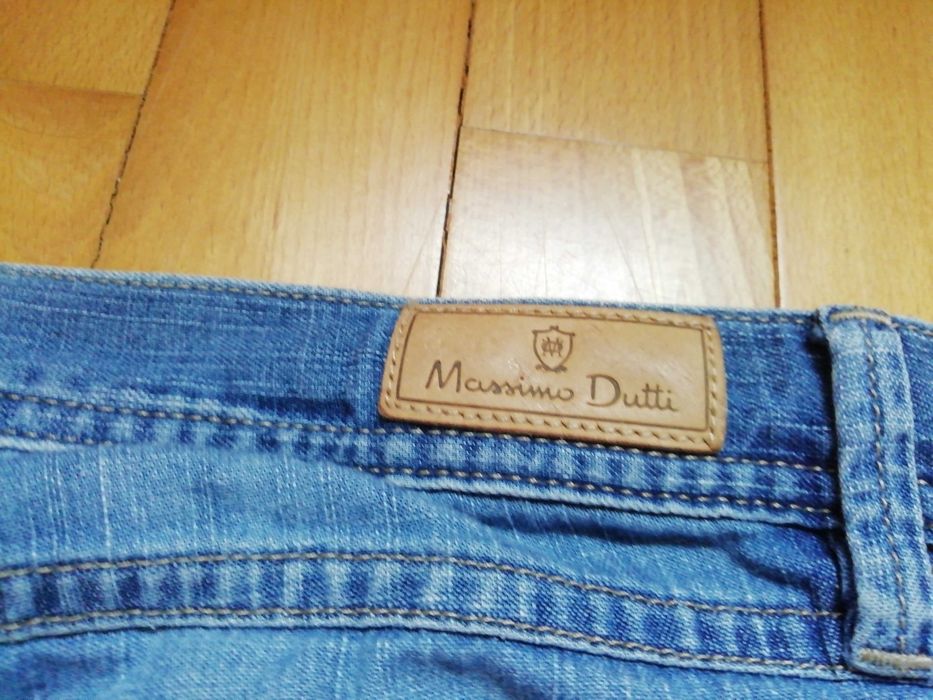 Klasyczne męskie dżinsy Massimo Dutti Casual Fit rozmiar 42