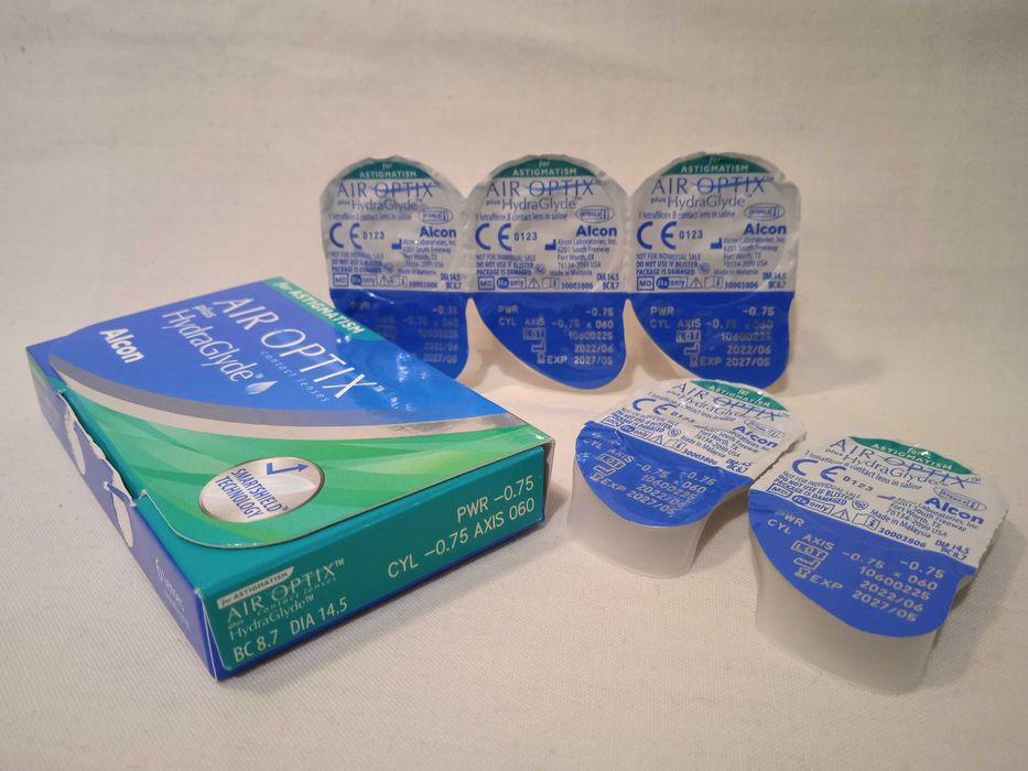 Soczewki kontaktowe toryczne Air Optix PLUS HydraGlyde for Astigmatism